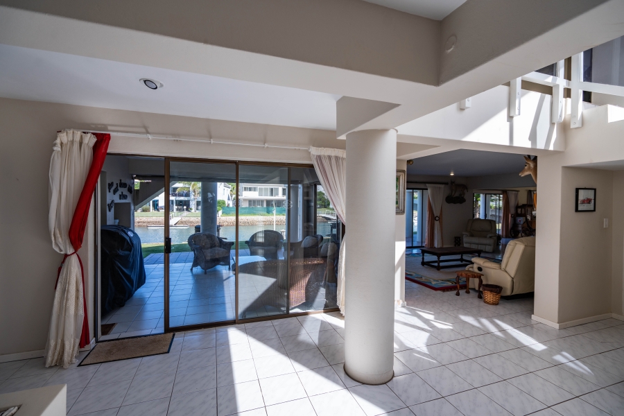7 Bedroom Property for Sale in Royal Alfred Marina Eastern Cape